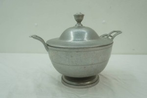 Vintage Wilton Armetale RWP Plough Tavern Pewter Soup Tureen