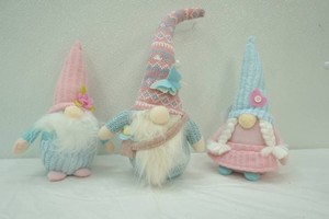 Gnomes 3ct. Spring Theme. Evergreen
