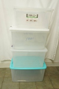 4 Large Totes With Lids