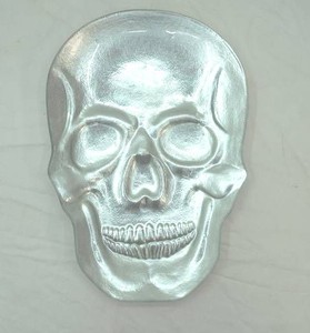 Glass Skull Plate