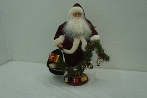 18 Old World Christmas Santa Claus Figurine