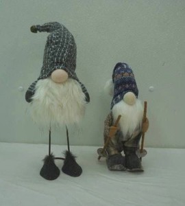 Gnome Figurines. Winter Themed, Skiing, Bobble