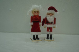 Mr. & Mrs. Claus Nutcracker Figurines