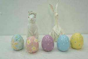 Resin White Rabbit Sculptures,  Ceramic Easter Eggs