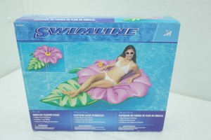 NEW Hibiscus Flower Float