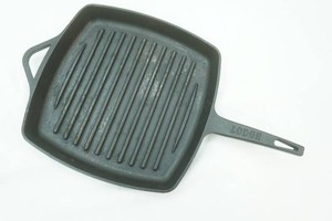 Lodge Cast Iron Square Grill Pan 10.5