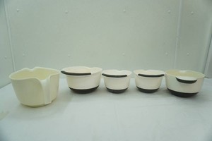 OXO Mixing Bowls & Rubbermaid Batter Bowl