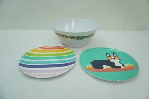 Melamine Serving Bowl and Plates