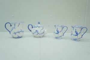 Buckingham Palace English Fine Bone China Tea Set. Royal Birdsong.