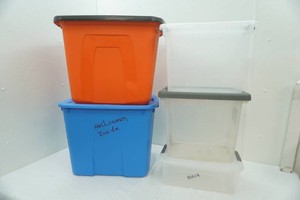 5 Storage Totes with Lids. (2 large, 3 smaller)