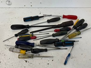 Mixed Lot Assorted Screwdrivers