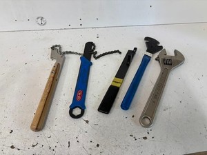 Hand Tool Mixed Lot of 5 With Adjustable Wrench & Chain Wrenches