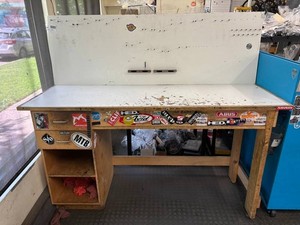Wood Workbench With Drawers
