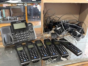 Panasonic KX-TG9541 Cordless Phone System With 6 Handsets