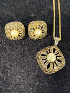 925 Sterling Marcasite & Pearl NecklaceEarring Set