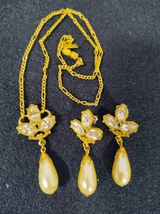 1925 Pendant & Earrings Set