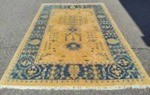 Beautiful Wool Area Rug (6x9)