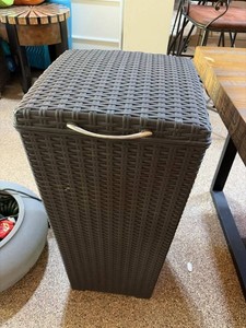 All Weather Wicker Trash Can Brown Lidded Resin Waste Bin 27in