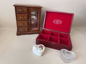 4 Decorative Trinket & Jewelry Boxes Wood Porcelain Glass Mixed