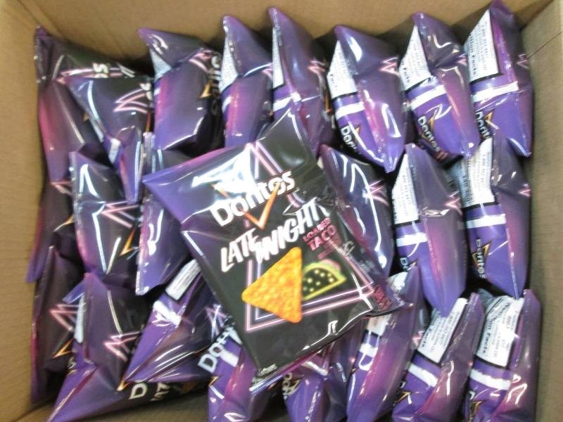 24 Doritos Late Night Loaded Taco c...