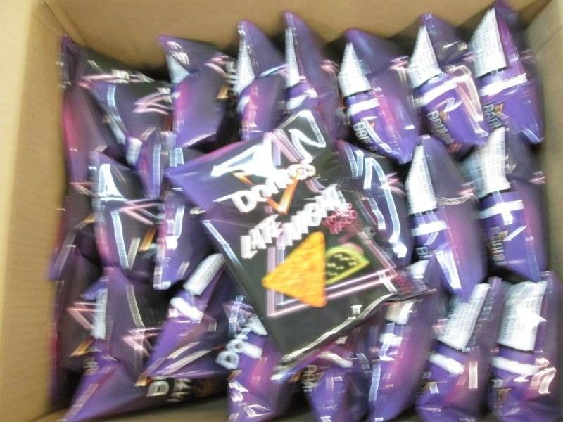24 Doritos Late Night Loaded Taco c...