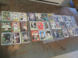 4 Pages of Mark McGwire cards...
