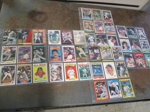 5 Pages of Wade Boggs cards...