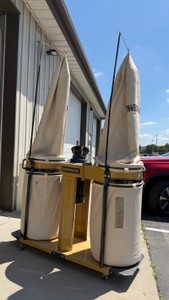 Powermatic 75 Sust Collector System on Wheels With Pipes