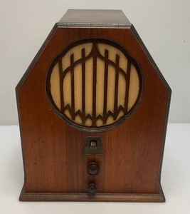1930s Art Deco Style Tube Radio (Untested)