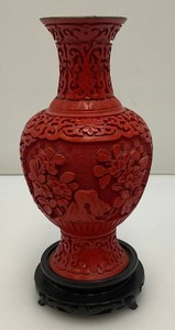 Vintage Chinese Cinnabar Red Lacquer Vase On Stand 7