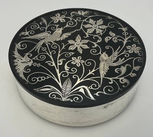 Vintage Oneida Silver Plated Trinket Box Black Bakelite Lid With Bird Inlay 6 14