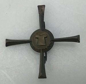 WWII German Religious Trier 1933 Holy Jesus Tunic Tinne Cross Pin Badge 1 34