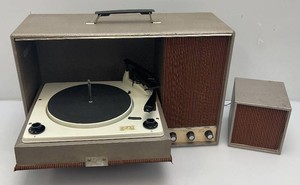 Very Rare Mid-Century Phonola Stereophonic Fold Down Record Player With Pull Out Speaker Plays 16,33,45 &amp 78 Records (Very Nice Condition) Works