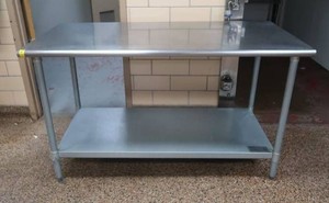 NSF STAINLESS STEEL TABLE