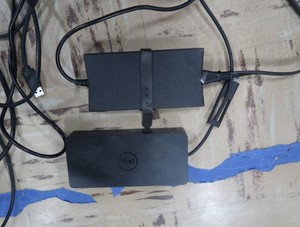 DELL DOCK SYSTEM Lots 81-88 all missing monitors (dell)