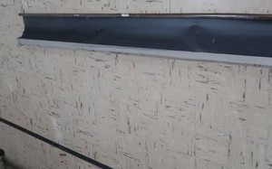 PORTABLE PROJECTOR SCREEN