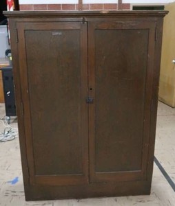 ANTIQUE  OAK SCHOOL HOUSE CUPBOARD