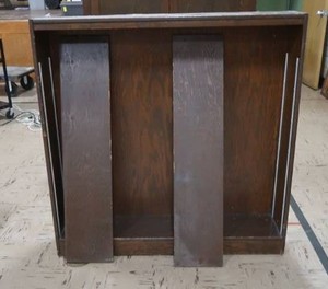 VINTAGE WOODEN SHELF WITH 2 SHELVES