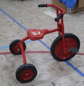 RED LOCO MOTION TRICYCLE