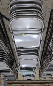25 METAL FOLDING CHAIRS ON ROLLY CART