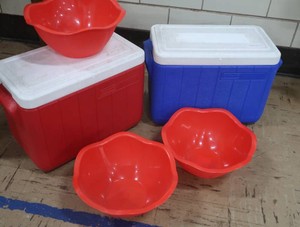 2 NICE COLEMAN COOLERS WITH 3 RED BOWLS