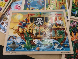 LARGE LOT OF CUTE WOODEN PUZZLES
