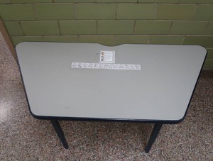 CUTE BLUE TRAPAZOID LEARNING TABLE