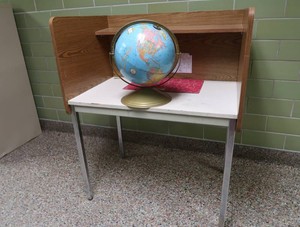 CRAMS IMPERIAL WORLD GLOBESTUDENT CARREL