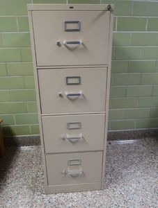 4 DRAWER METAL FILE CABINET