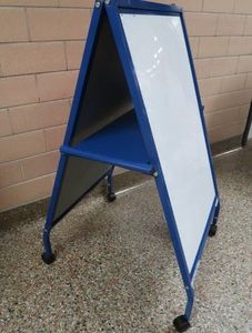 RED AND BLUE WHITE BOARD EASIL