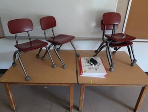 2 TABLES, 4 DRY ERASE BOARDS THAT STAND