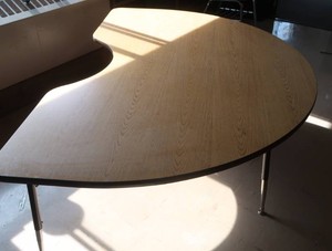 OVERSIZED HEAVY KIDNEY SHAPED TABLE