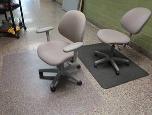 FLOOR MATTS AND 2 OFFICE CHAIRS