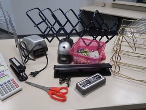OFFICE SUPPLY LOT